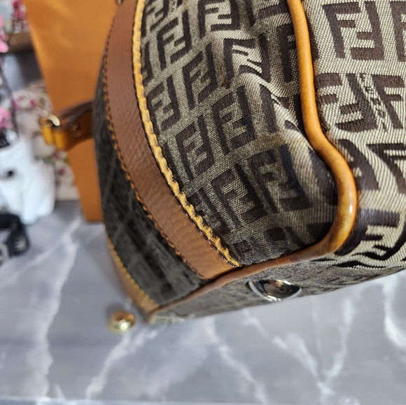 #A33 FENDI - Picture 11 of 13